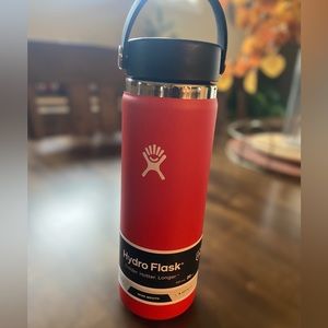 Hydro Flask 20 oz Wide Mouth - Goji - brand new